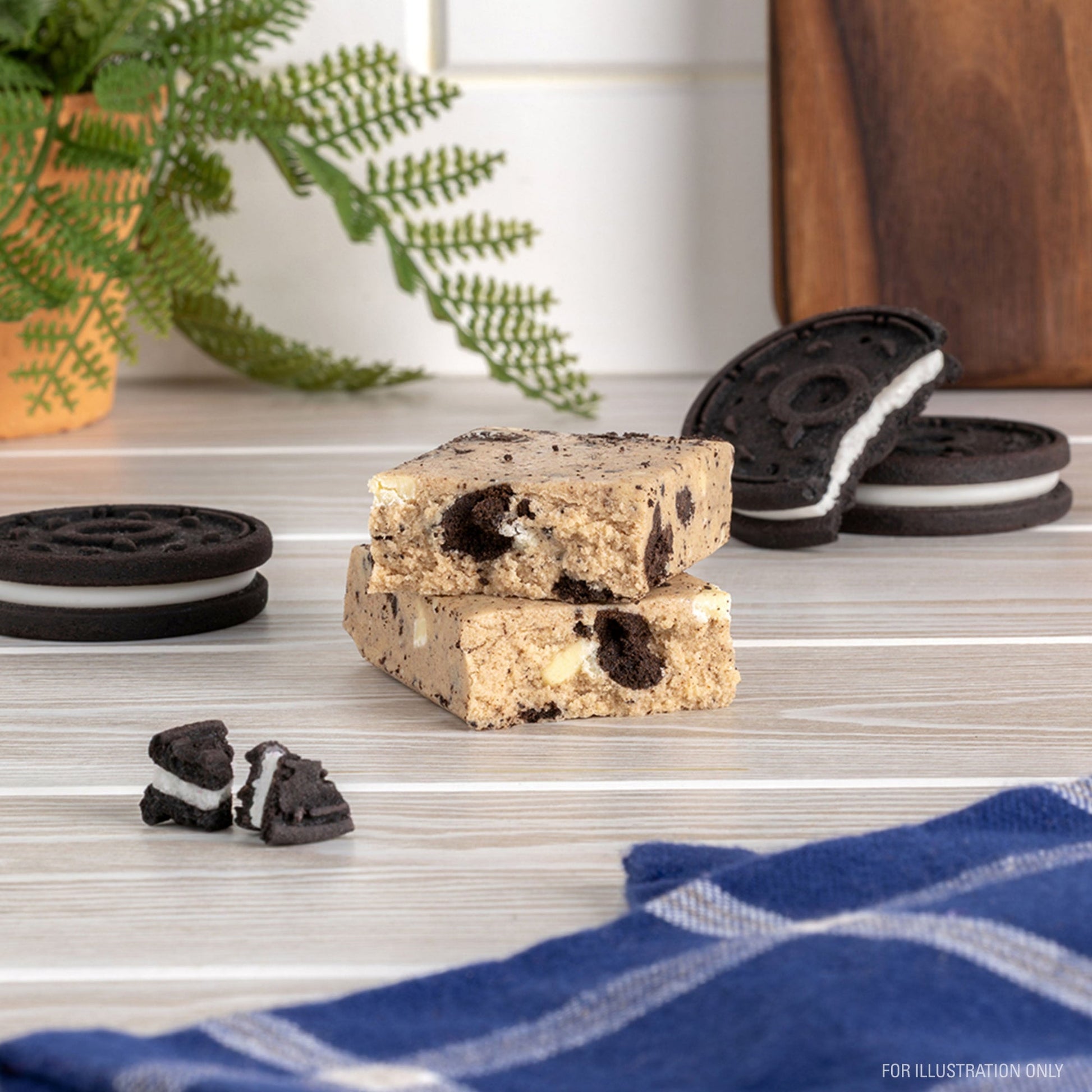 cookies-and-cream-protein-bars-p5 15807_QN_USA_ProteinBar_CAC_InterimAssetUpdate_Digital_Tabletop1.jpg